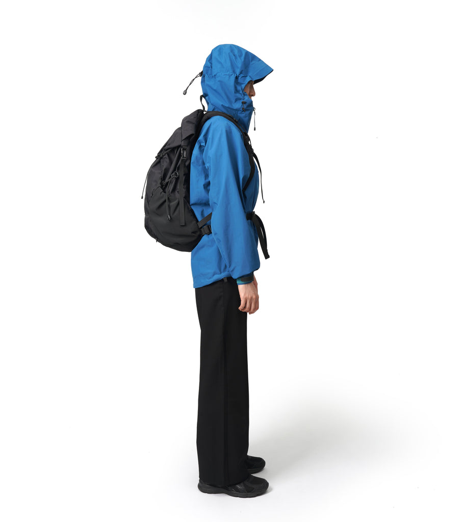 Flexible Silhouette - Stay sharp even in urban environments.
